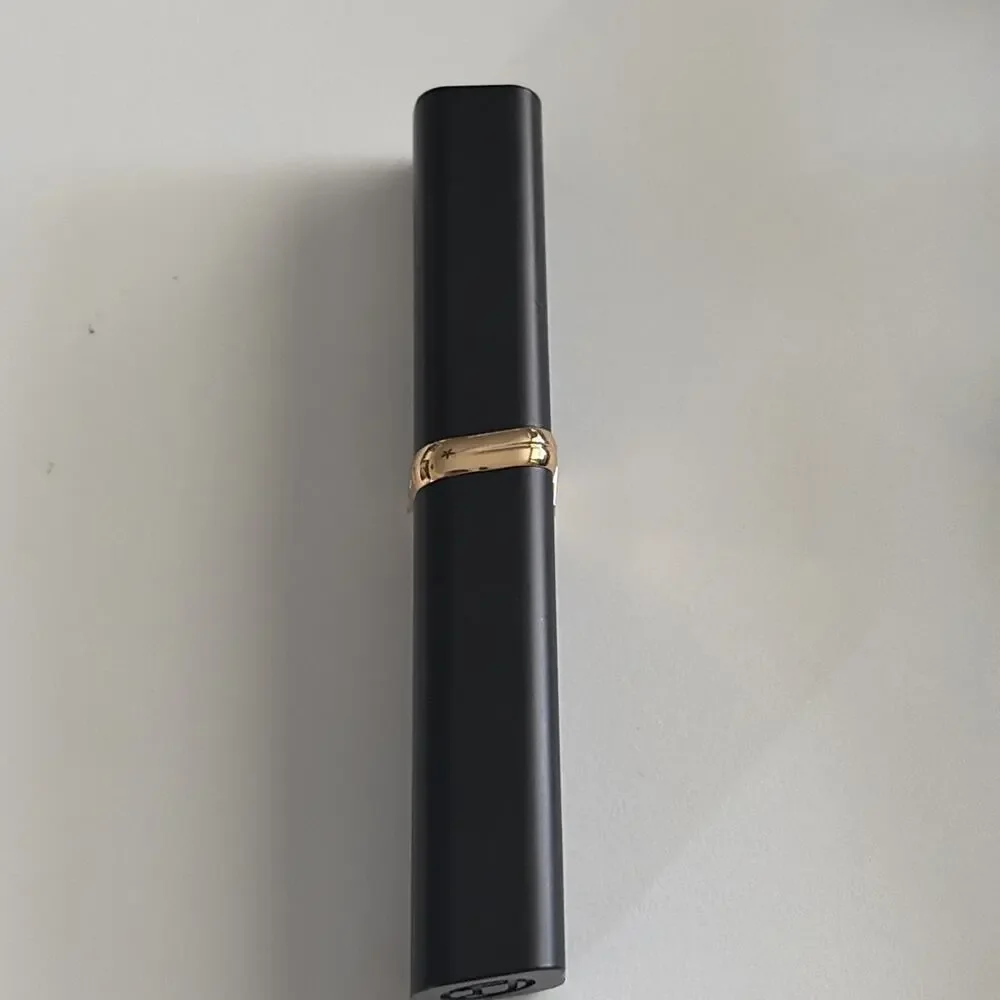 L'OREAL COLOUR RICHE LIPSTICK 601 WORTH IT NEW O.06 Makeup